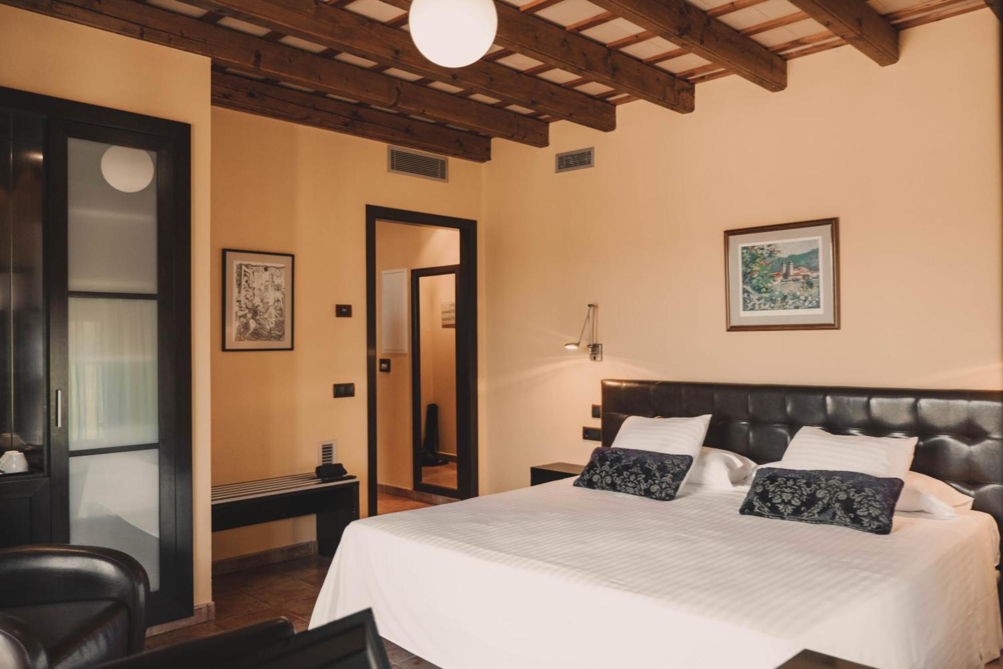 Hotel Vall De Bas Joanetes Zewnętrze zdjęcie